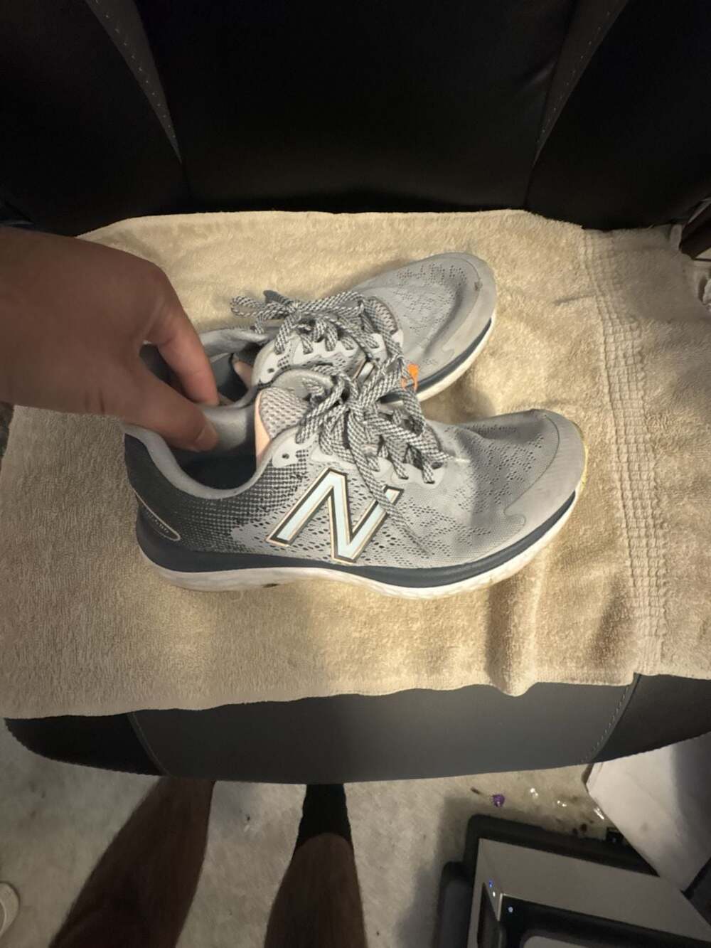 New Balance Fresh Foam 680v7 Size 8 Gray Running Shoes